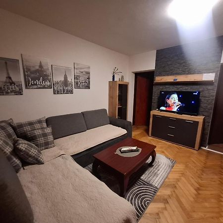 Zg Zapad Apartment ซาเกร็บ ภายนอก รูปภาพ