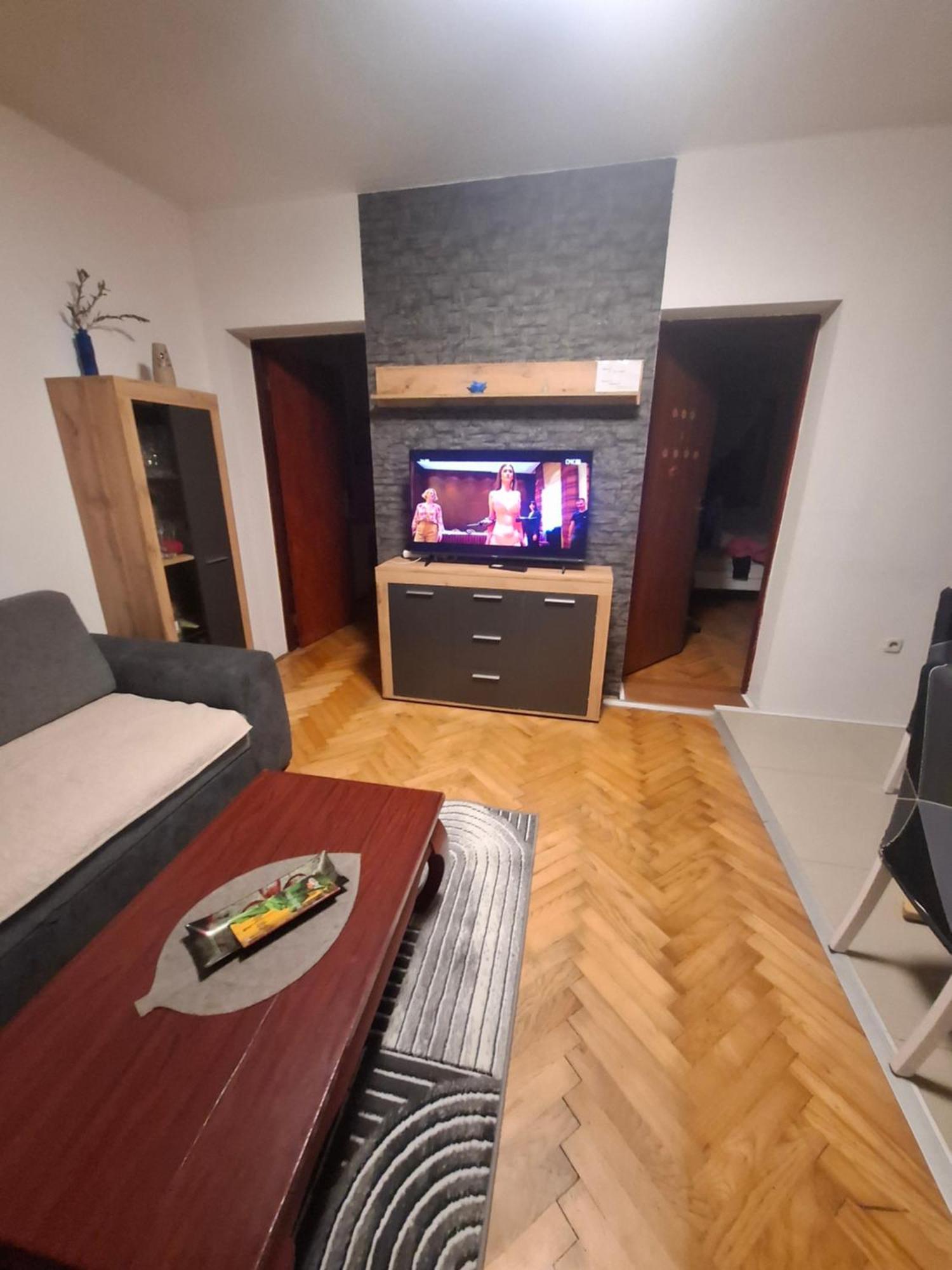 Zg Zapad Apartment ซาเกร็บ ภายนอก รูปภาพ