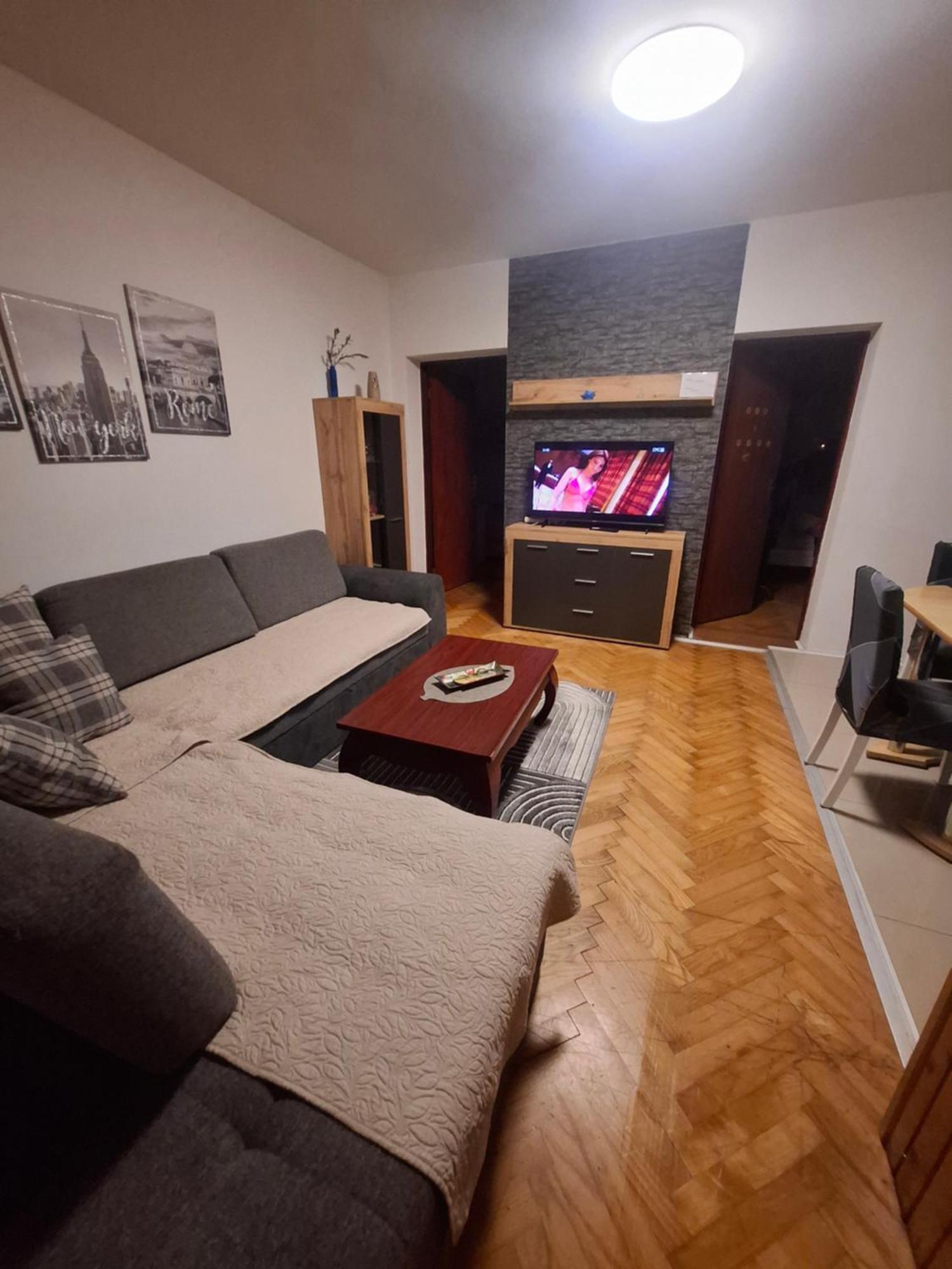 Zg Zapad Apartment ซาเกร็บ ภายนอก รูปภาพ