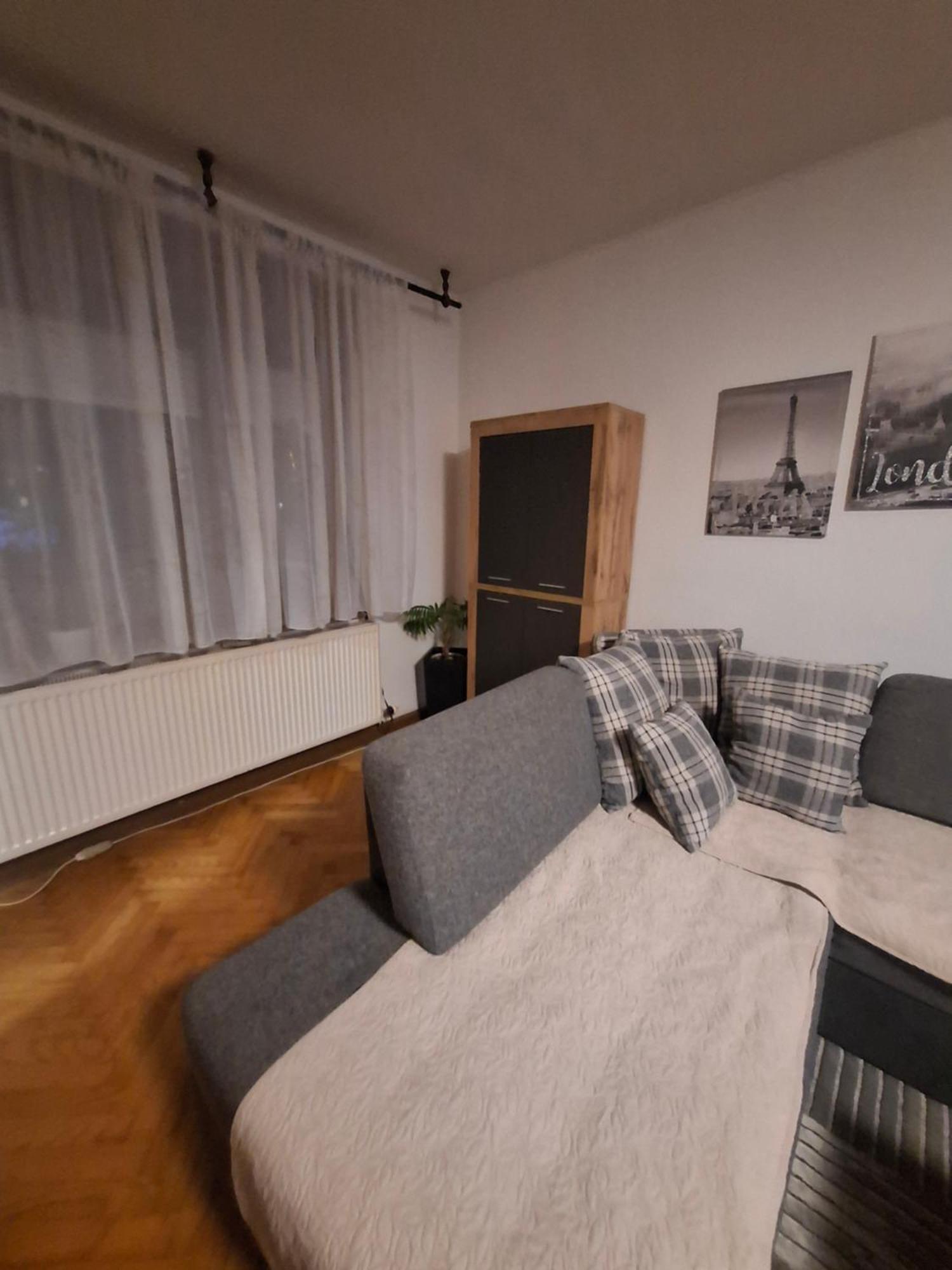 Zg Zapad Apartment ซาเกร็บ ภายนอก รูปภาพ