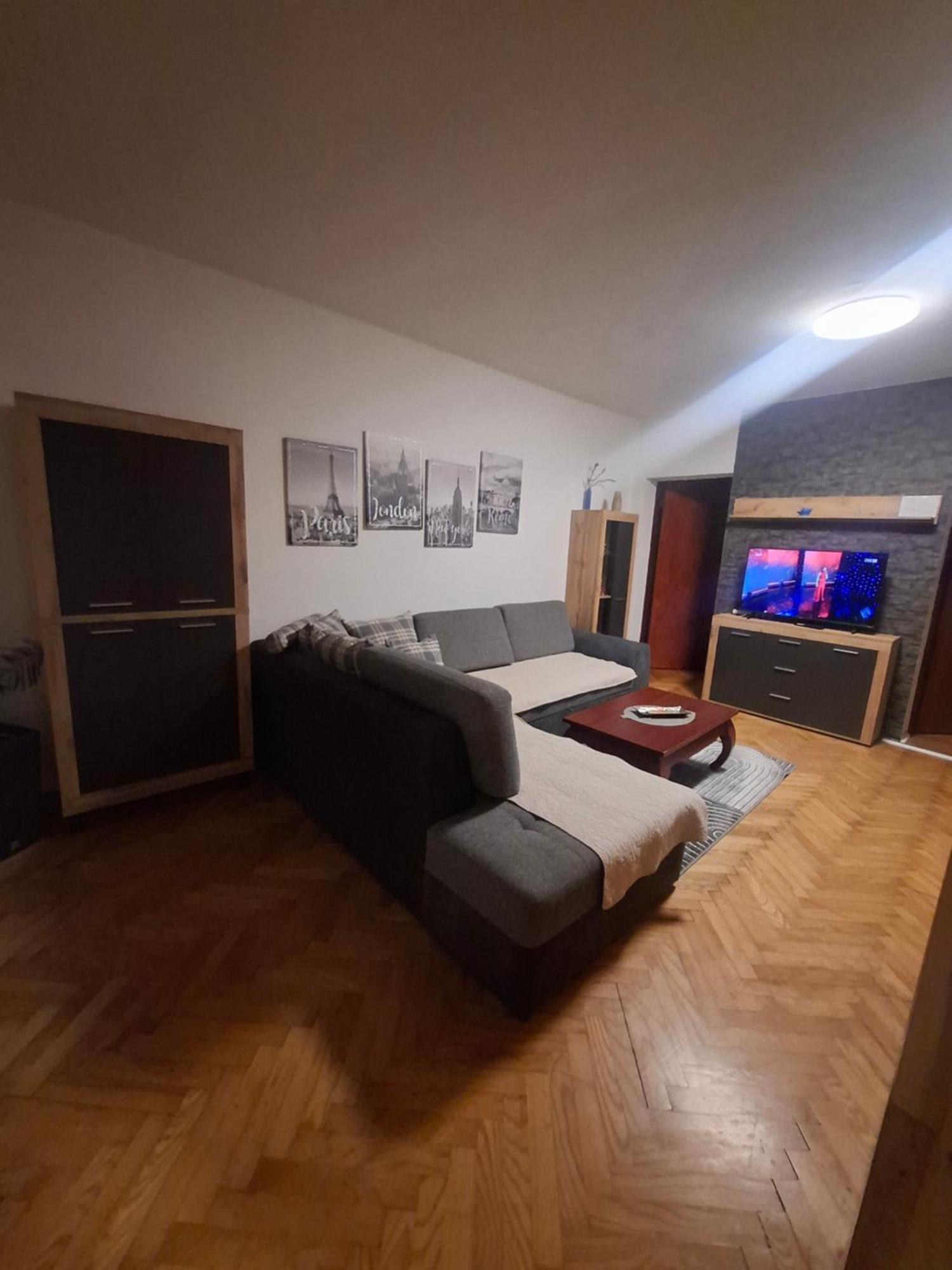 Zg Zapad Apartment ซาเกร็บ ภายนอก รูปภาพ
