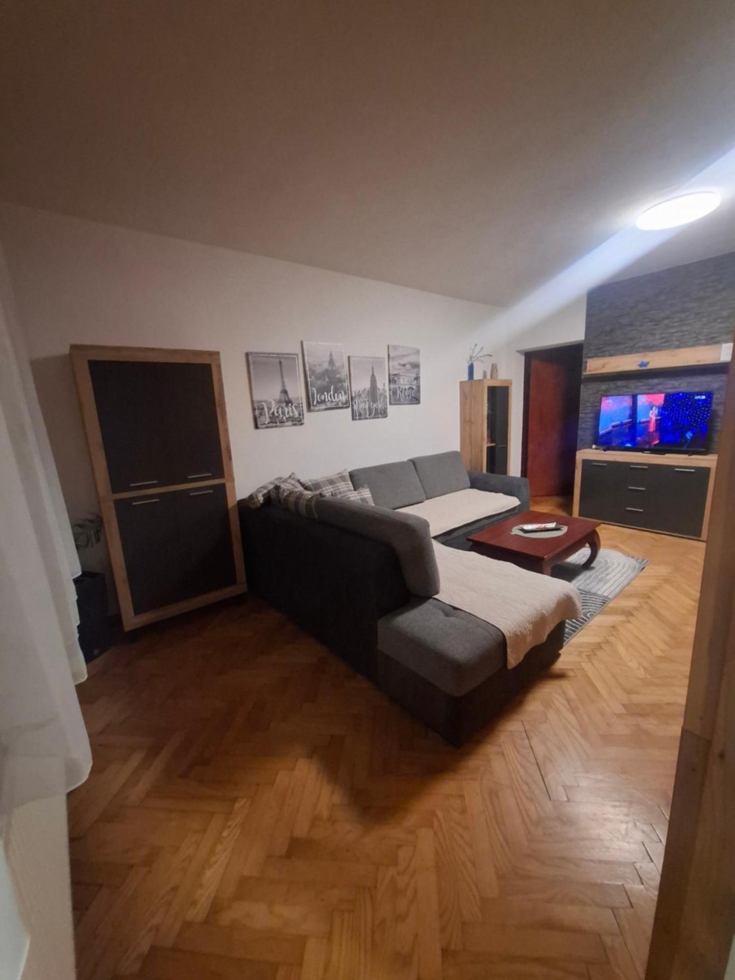 Zg Zapad Apartment ซาเกร็บ ภายนอก รูปภาพ