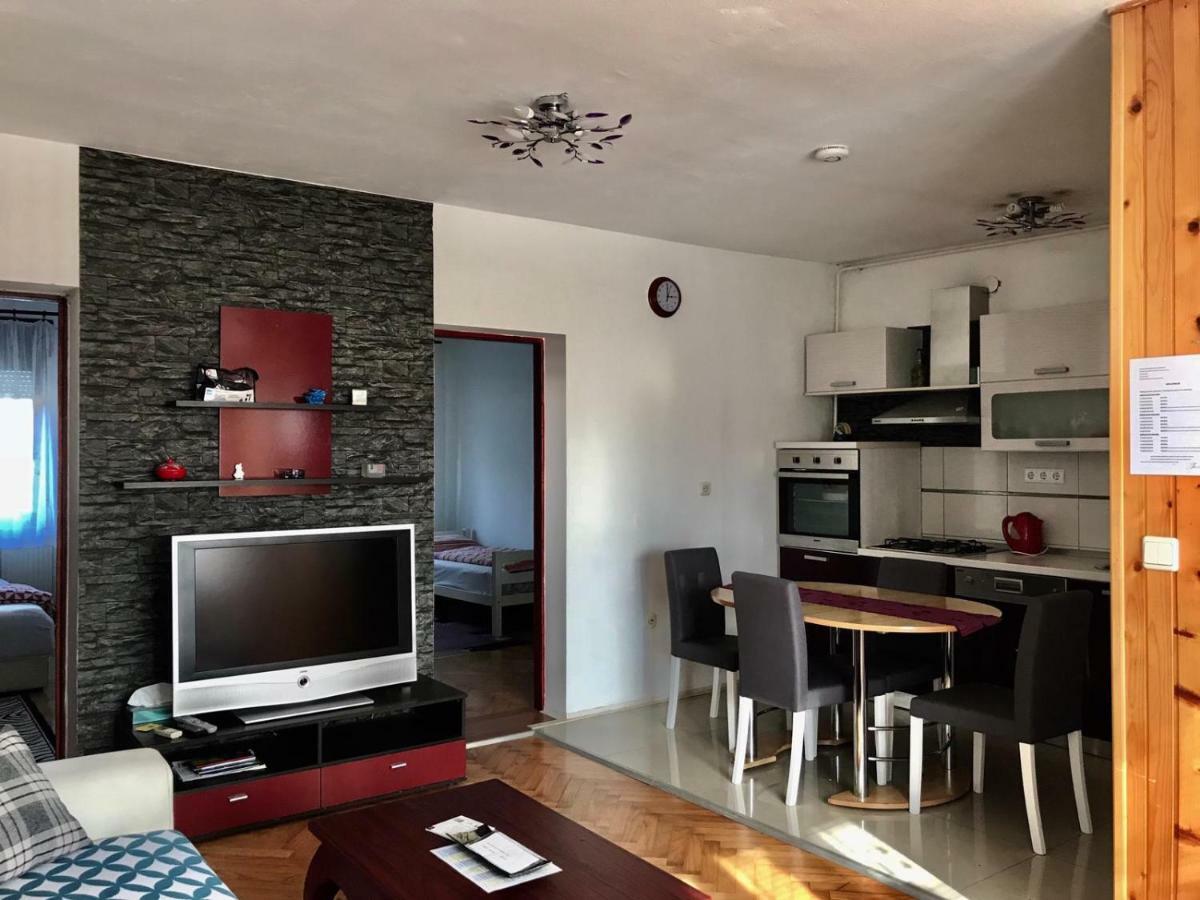 Zg Zapad Apartment ซาเกร็บ ภายนอก รูปภาพ